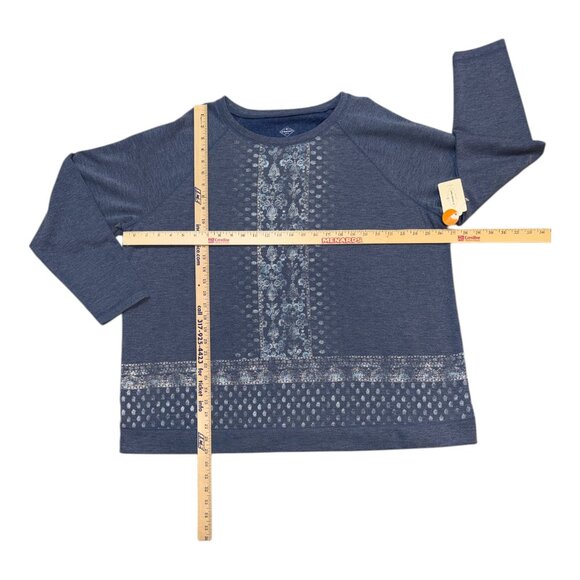 St. John's Bay Size 2X Blue Batik Print Raglan Long Sleeve Round Neck Top - Picture 9 of 9